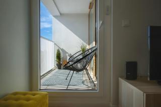 Komfortowy apartament z balkonem i parkingiem - Breslavia - 9