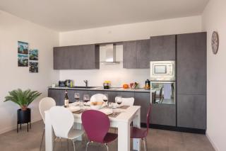 Perla Garda Lake Apartment With Pool - Peschiera del Garda - 4