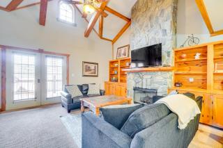 Near Hiking Trails Gatlinburg Condo with Sauna! - Gatlinburg - 6