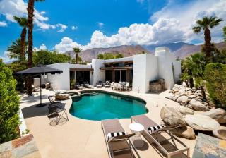 Sunsplash Retreat - Pool with Mountain Views - Palm Springs - 6