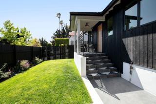 Westminster Bungalow - Front House with Private Entrance - 3