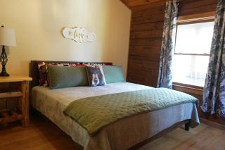 Love Shack - Sevierville - 4