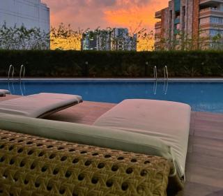 Relaxing Staycation with Free Coffee - Netflix - Manila - 3