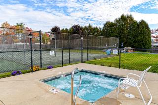 Splash & Relax Unit 203 - 6