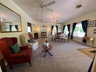 Misty Mountain Inn - 8