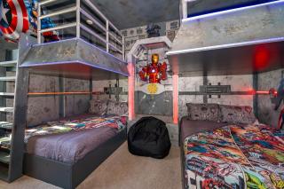 The Entertaining Bear's Den-TB006 - 8