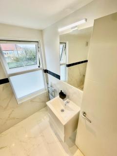 Modern 2 bedroom apartment in cambridge - Milton - 1