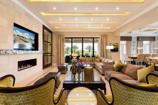 The Sensational Sanctuary-TT207 - 3