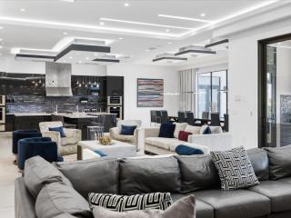 The Remarkable Retreat-TT312 - 2