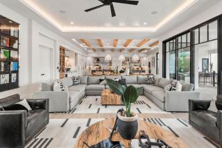 Morlando Space Mansion-TT469 - 3