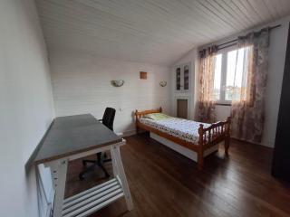 Chambre Villa Virginie Confort, Cuisine équipée, WiFi Parking jardin, Idéal couple, famille ou télétravail, Accès rapide Paris, Aéroport d'Orly - Vigneux-sur-Seine - 5