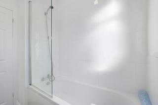 NEW! 2BR in West Terrace, Sleeps 4 - 2