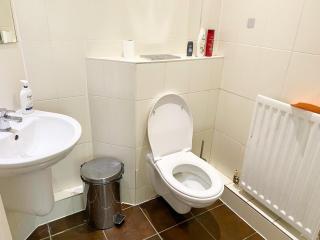 Harrow Royal Comfort Near Station - Harrow - 5