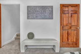 Penthouse Lofts on E 4th, Private Rooftop Patio - 4