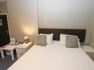 Room 6 - Seaham - 5