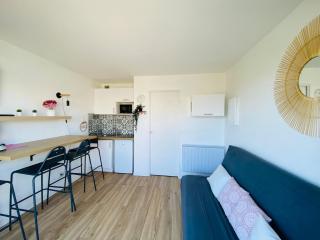 Studio sur plage avec piscine et balcon vue mer - 7