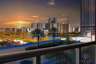Lovely Studio with Amazing Views & Pool - Hallandale Beach - 3