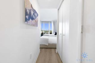 Lovely Studio with Amazing Views & Pool - Hallandale Beach - 1