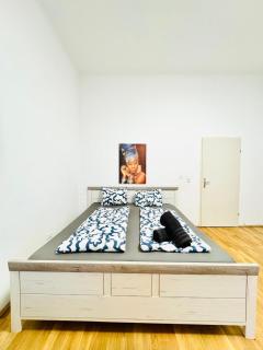 Comfy 1BR Apt for 4, 10Min Transport to Stadthalle - Wenen - 0