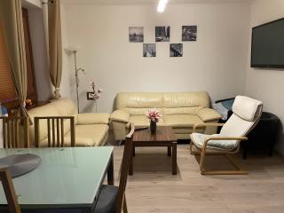 Apartmánový dom LOSONCI - Nesvady - 1