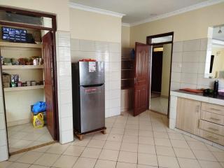 Olkeri 3 Bedroom All Ensuite Furnished House - 3