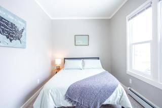 Peaceful Home in Heart of Oshkosh - Oshkosh - 1