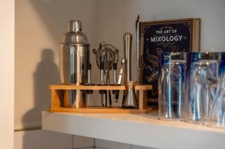 Pet friendly downtown studio! - 1