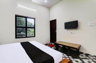 Hotel O NLT Palace - Transport Nagar - 1