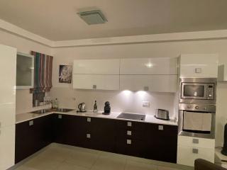 Zentrales ruhiges Apartment mit Meerblick - 2