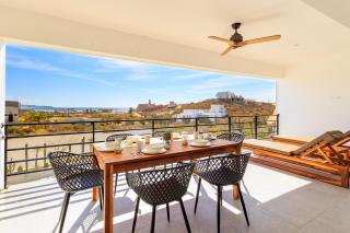 Cerritos Surf Residences - 1