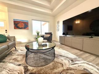 Brand New Home with Private Pool and Hot Tub - 2