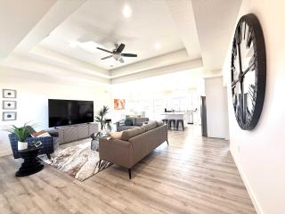 Brand New Home with Private Pool and Hot Tub - 1