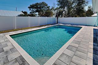Laguna Breeze - Panama City Beach - 1