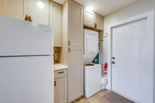 Walk Dtwn: Pet-Friendly Townhome in Rockport - 2