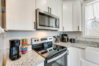 Cherokee Lake Retreat with Views in Morristown! - 1