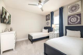 Unwind in Style: Your Perfect Vacation Retreat Awaits - Kissimmee - 2