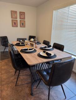 Charming two bedroom townhome - Phoenix - 2