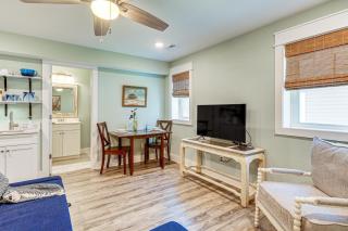 Walk to Beach Apt with Private Hot Tub! - Kill Devil Hills - 7