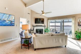 Patio, Views and Pools Lake of the Ozarks Condo! - Four Seasons - 8