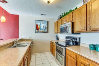 Patio, Views and Pools Lake of the Ozarks Condo! - Four Seasons - 2