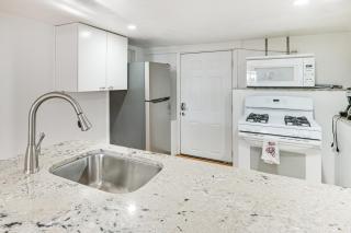 12 Mi to Dtwn Boston Apartment in Braintree - Braintree - 2
