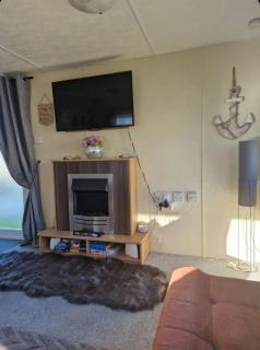 Parkdean Escape Coastal Comfort in Borth Spacious 3 Bedroom Family Getaway - 8