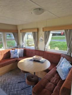Parkdean Escape Coastal Comfort in Borth Spacious 3 Bedroom Family Getaway - Borth - 9