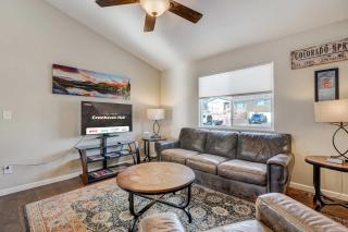 Cresthaven Hall 2 Mins to UCCS Family Fun & BBQ - 1