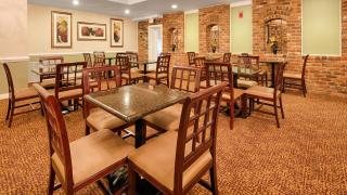 Best Western PLUS Governor's Inn Richmond - 3