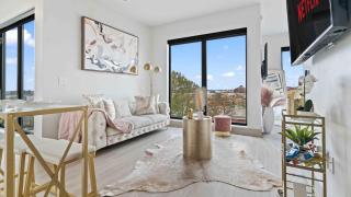 NEW! ChateauOasis PenthouseViews KingBed FreePark - Atlanta - 1
