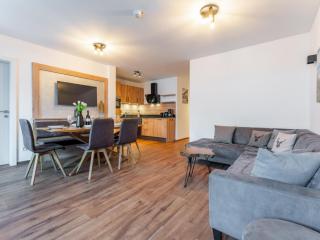 Falken Suites TOP 3 - 7