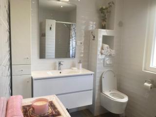 3 Bedroom apartment with balcony - 2