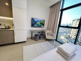 Luxury Panoramic Stay - Dubai Skyline View - 6