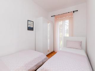 Apartments Marti - Four Bedroom Apartment with Terrace and Sea View - ST - 0